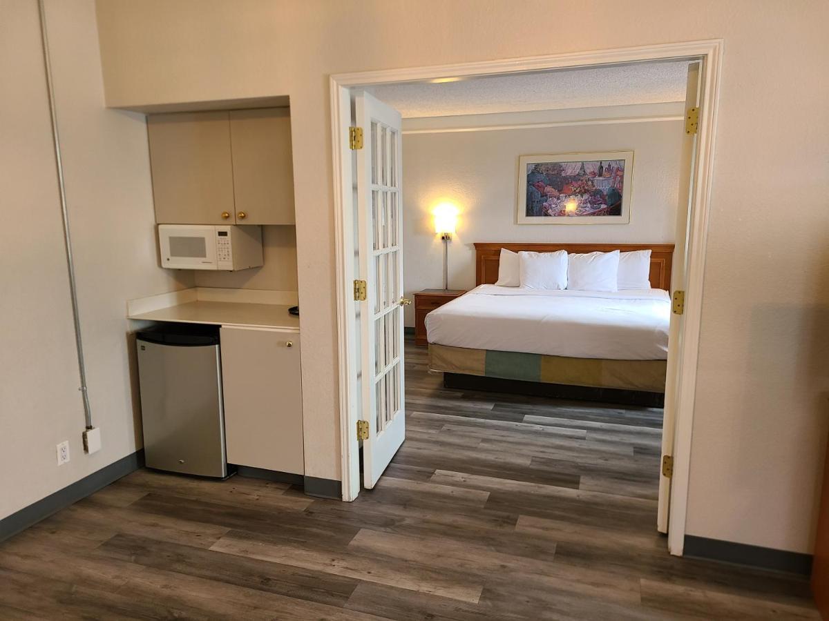 La Quinta Inn By Wyndham Farmington Kültér fotó